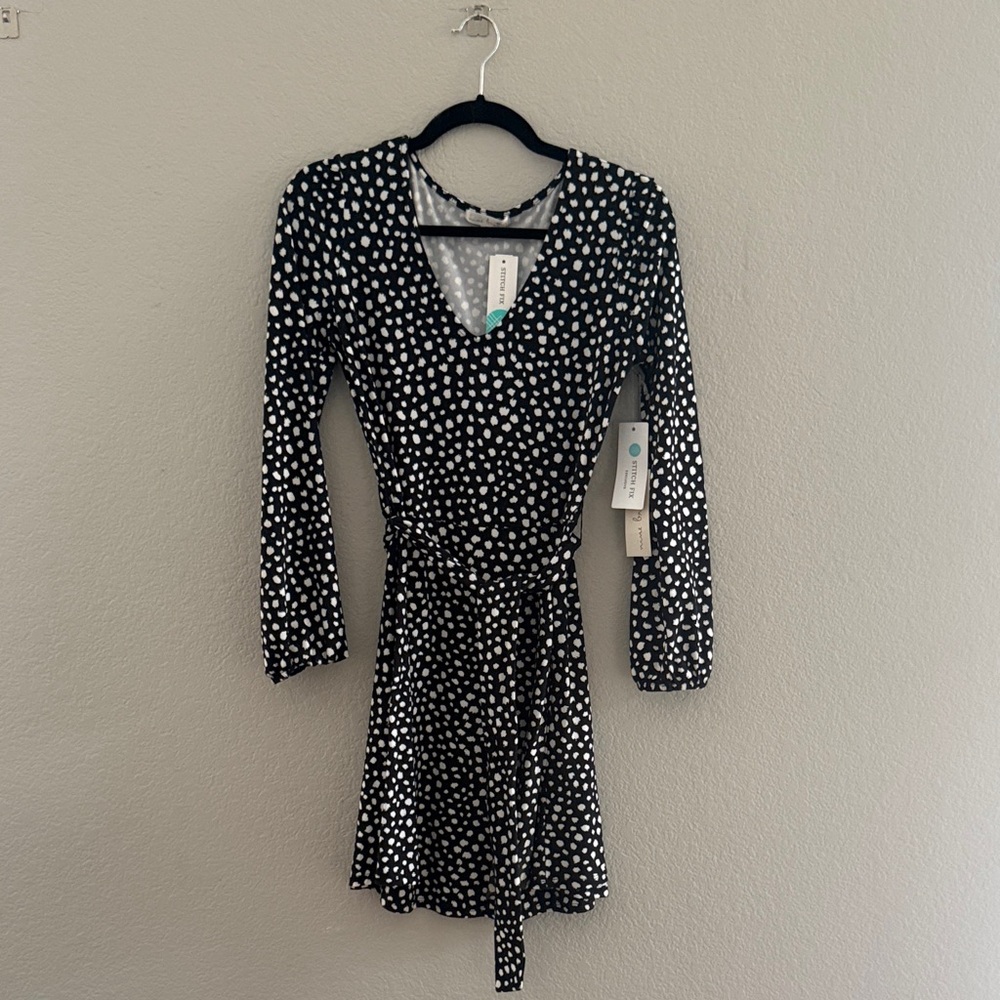 Nine Britton Black and White Long Sleeve Dress